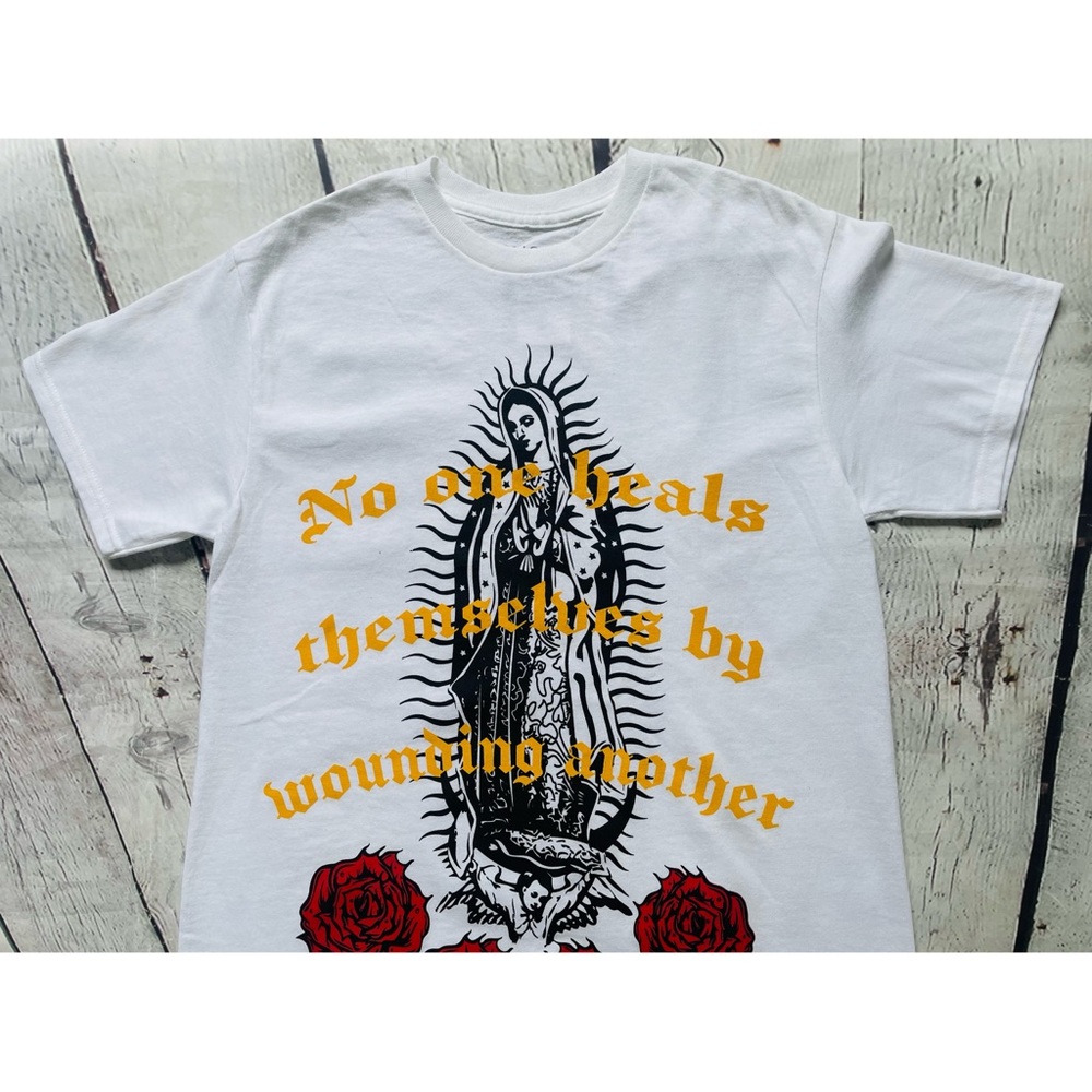 Virgin Mary Graphic Tee NWT! - Picture 9 of 13